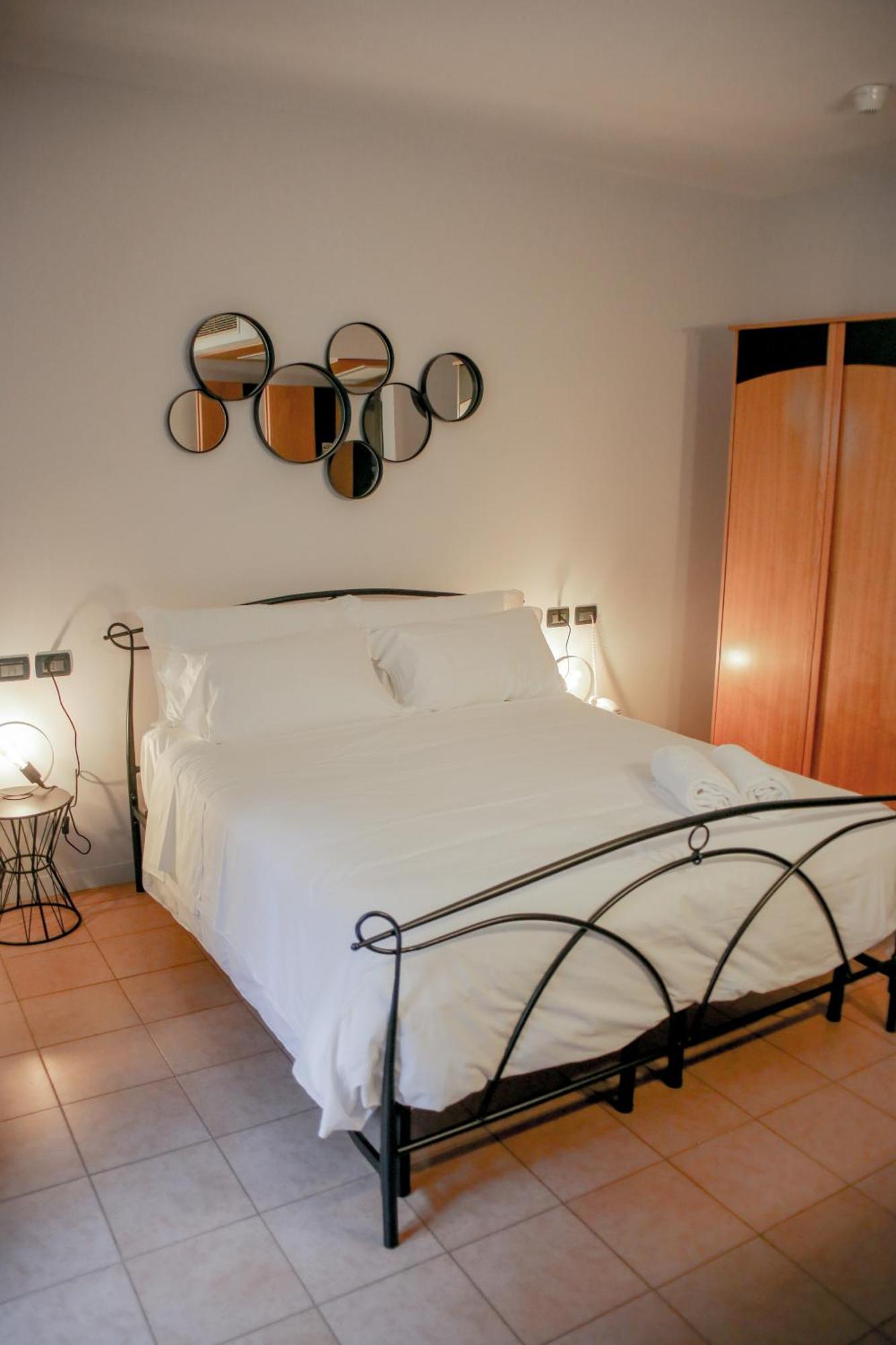 Sensole Locanda Contemporanea Monte Isola Room photo