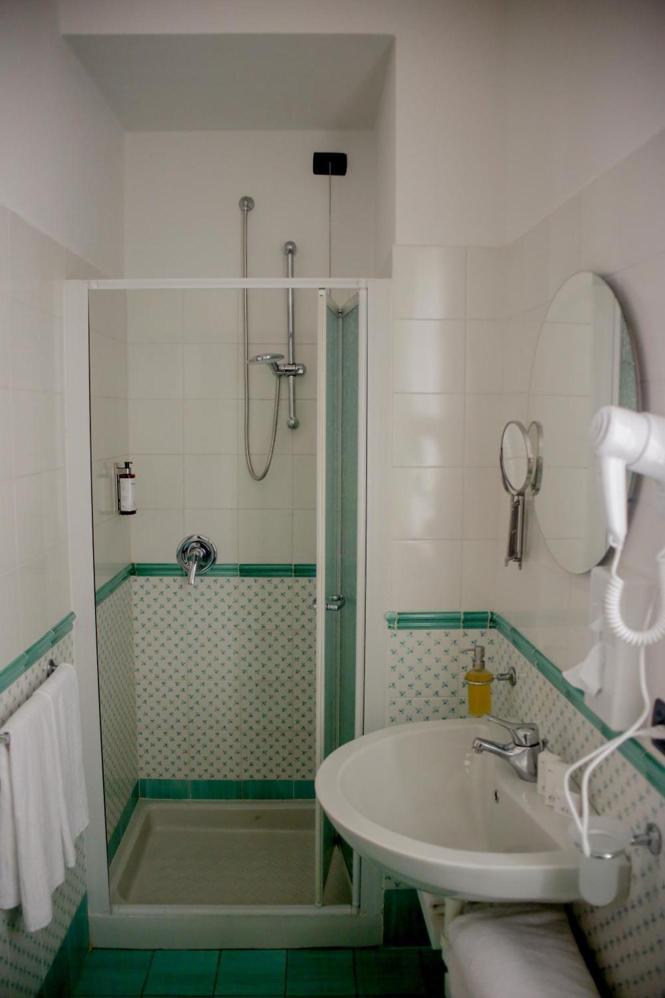 Sensole Locanda Contemporanea Monte Isola Room photo